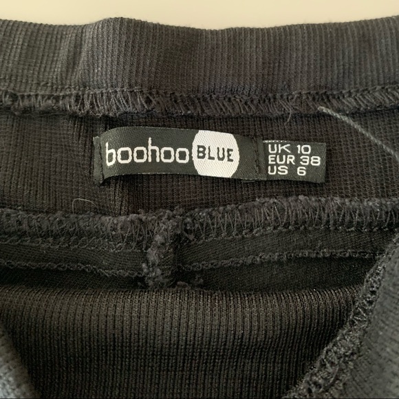 BOOHOO BLUE - Color BLACK Maternity Jeans - Size 6 - GUC - Picture 4 of 5